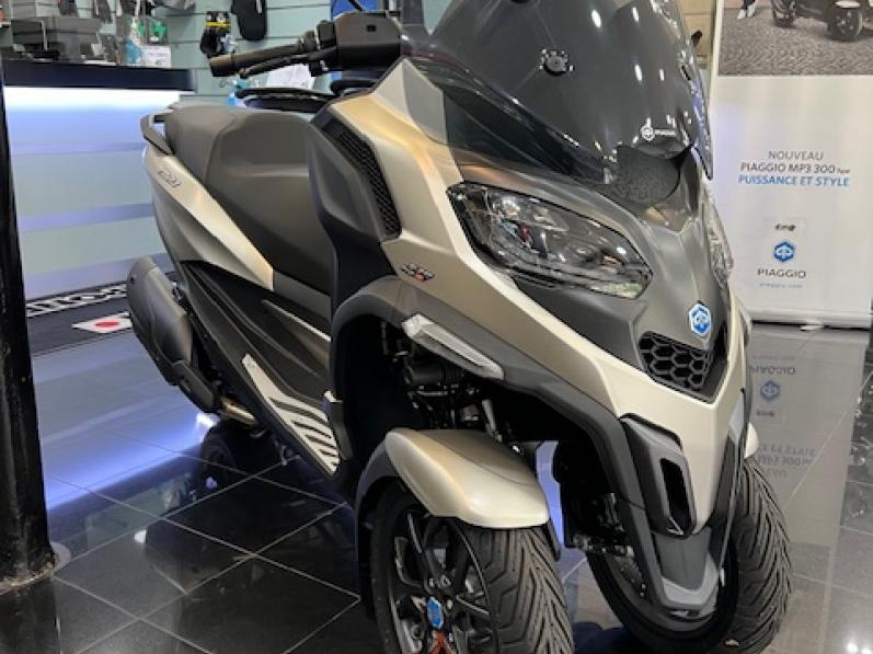 PIAGGIO MP3 530 HPE EXCLUSIVE - 90 KM - SOUS GARANTIE CONSTRUCTEUR